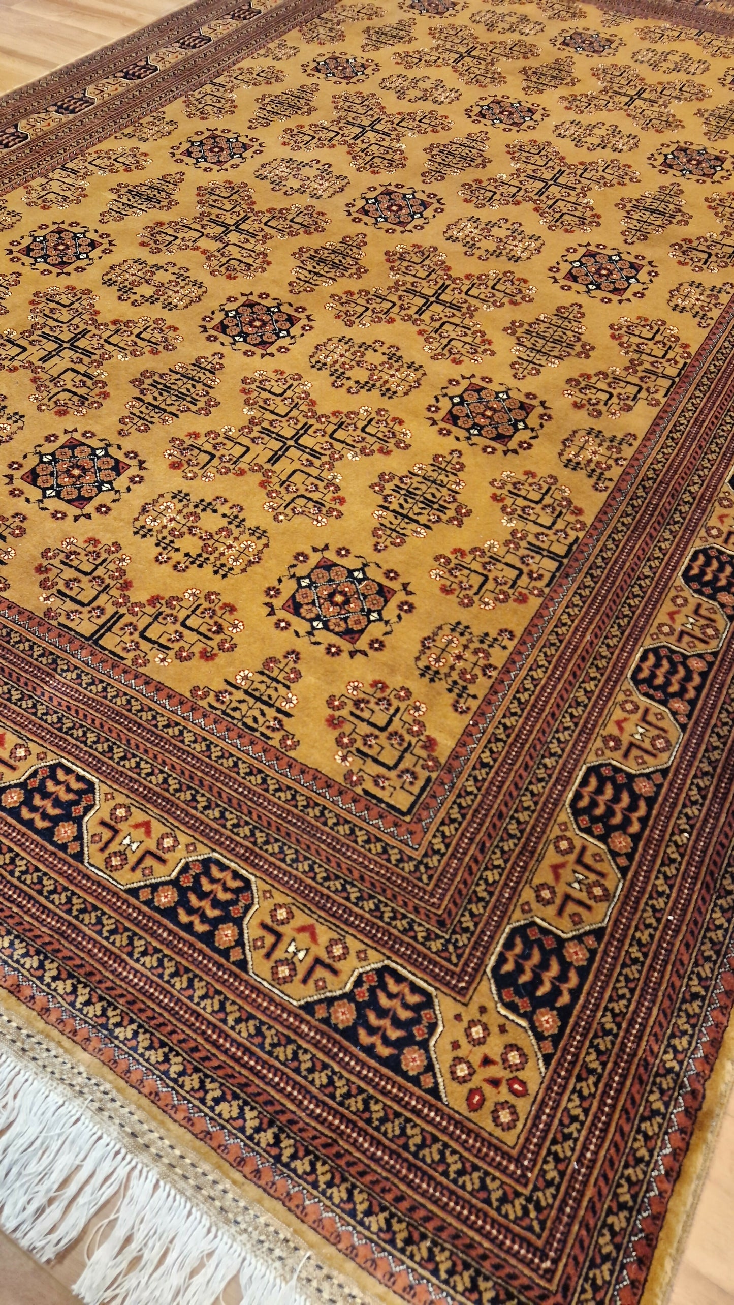 Bukhara Naqsha – Golden Earth