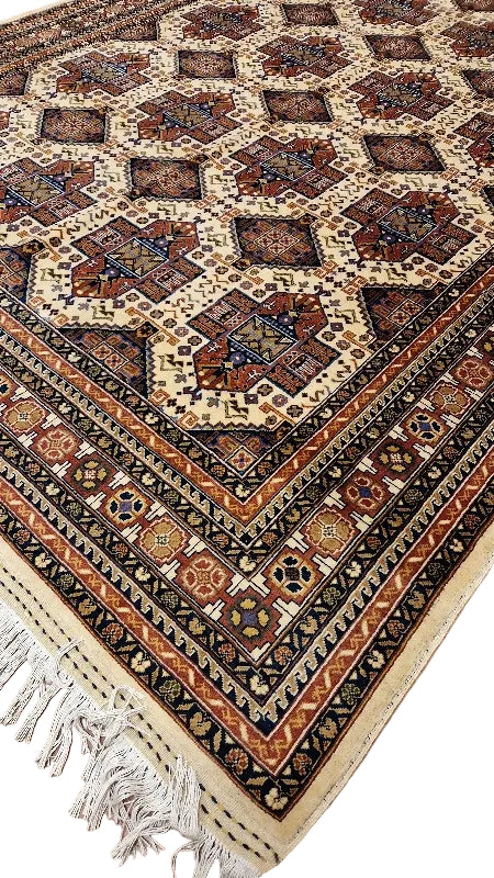 Shamaal Naqsha – Ivory & Walnut