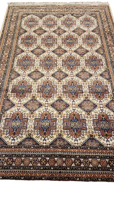 Shamaal Naqsha – Ivory & Walnut