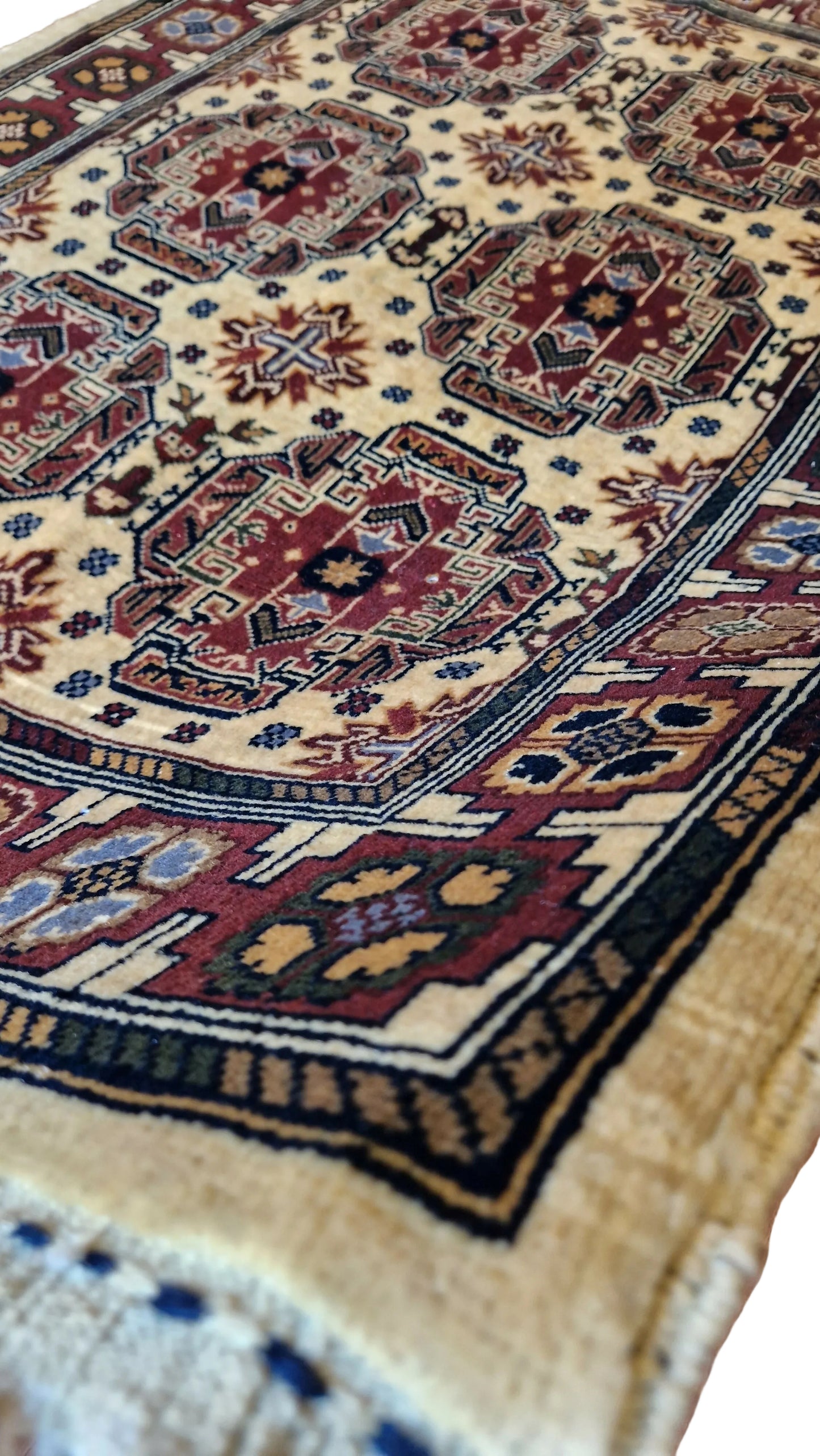 Korki Naqsha – Ivory Walnut