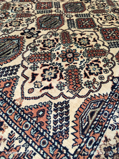 Silky Naqsha – Camel Ivory