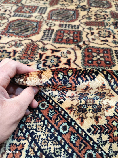 Silky Naqsha – Camel Ivory