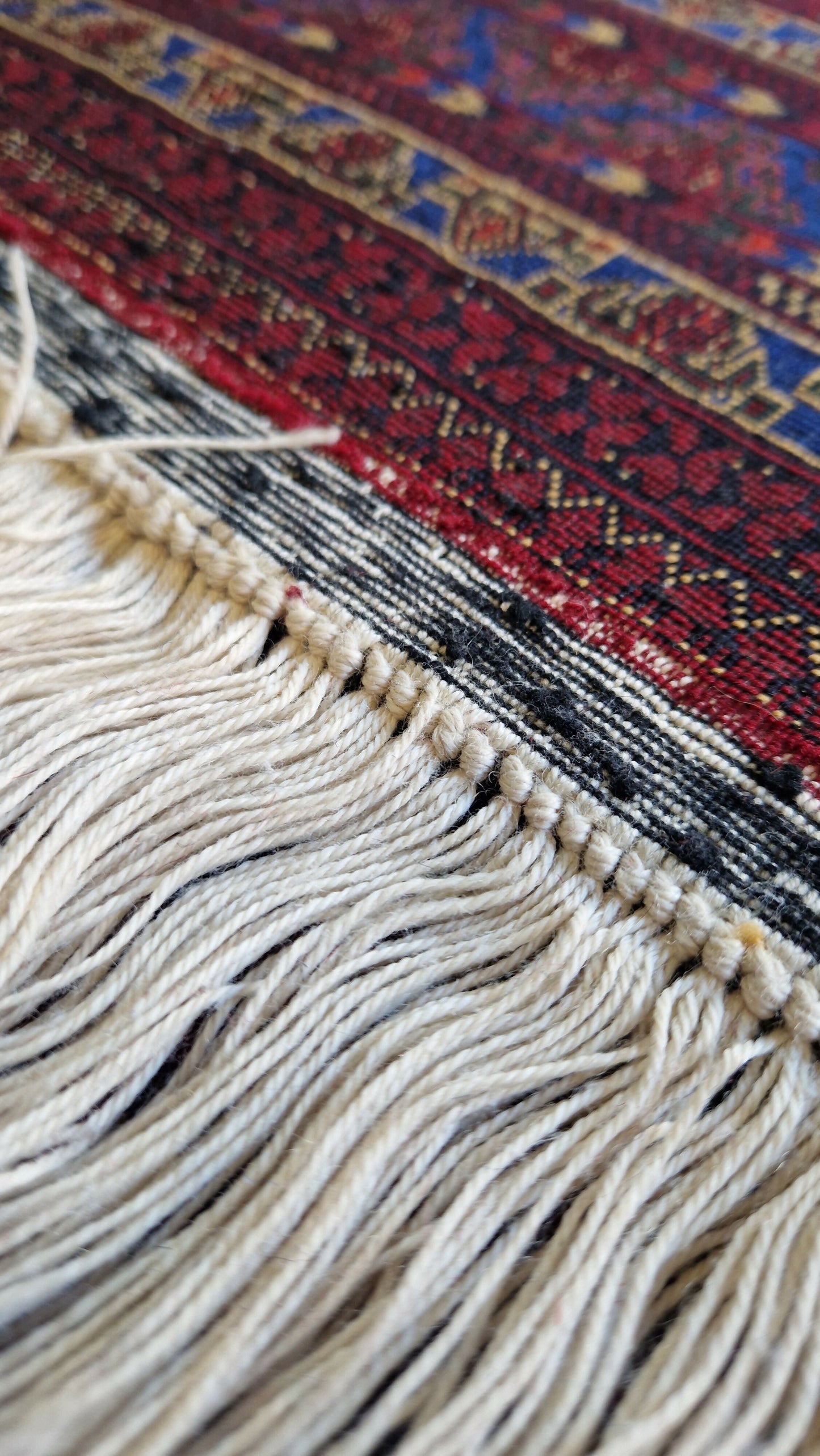 Khwaja Roshnai – Burgundy Red/Royal Blue Field