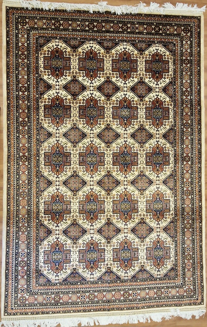 Shamaal Naqsha – Ivory & Walnut