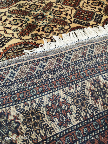 Silky Naqsha – Camel Ivory